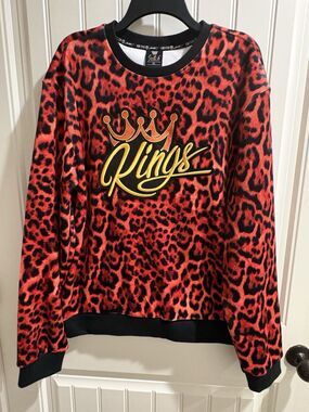 Switch Remarkable Mens Red Leopard Print King Crown Long Sleeve Shirt XL